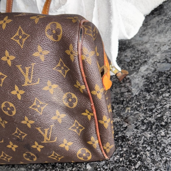 Louis Vuitton Montorgueil Classic Brown Monogram Shoulder Bag - Picture 15 of 16